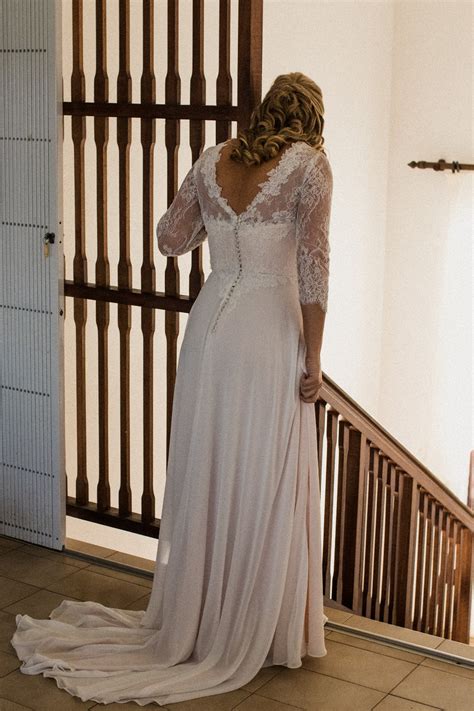 White Lilly Atelier Used Wedding Dress - Stillwhite
