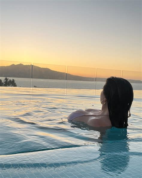 LEXI WINTERS | Your dream dinner date :) - - Fur : @ellieandace_ 📸