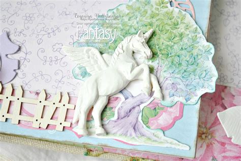 FANTASY: Альбом для девочки в форме замка