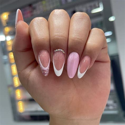 Diseños de uñas de acrílico bonitos para este 2023 - Mujer saludable 10 ...