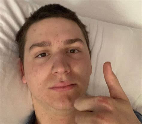 Kira Twitter Face Reveal: How Does He Look? Wikipedia & Age