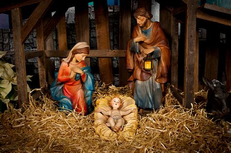 Merry Christmas! Emmanuel! Christ With Us! - University of Heaven