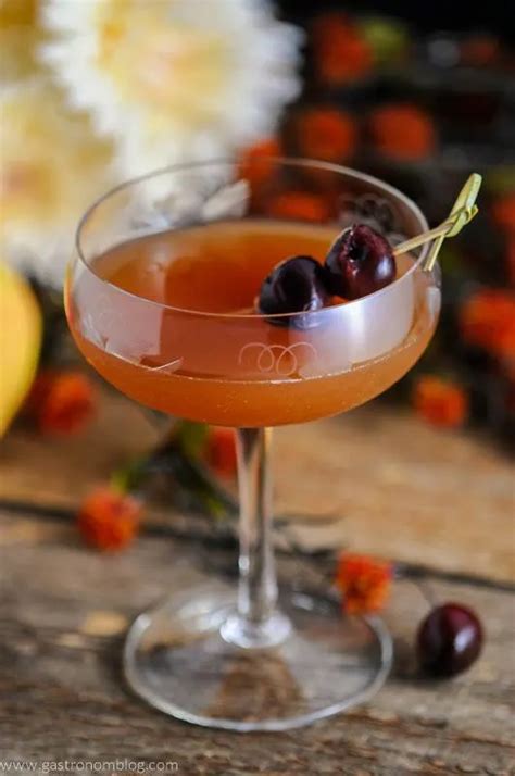 27 Best Apple Cider Cocktails to Cozy Up With