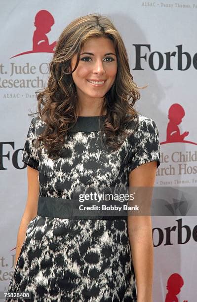 281 Jamie Lynn Sigler Stock Photos, High-Res Pictures, and Images - Getty Images