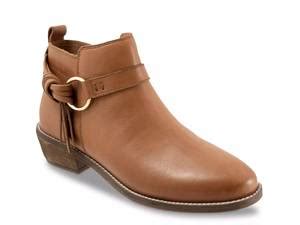 Shop Women's Comfort Shoes | DSW