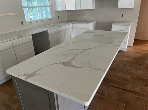 Calacatta Quartz Countertops - Javiham Kitchens