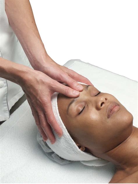 2020 - International Institute of Cosmetology