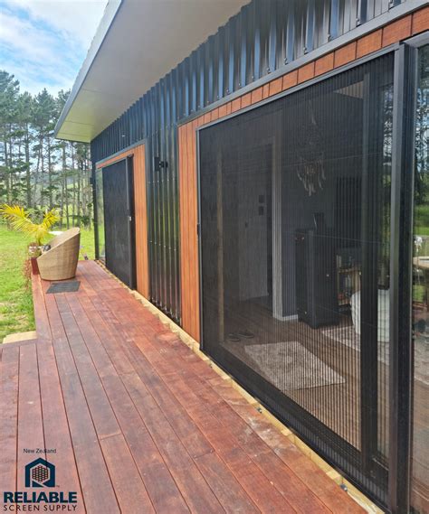 Best Detachable Pleated Screens NZ - Reliable Screen Supply