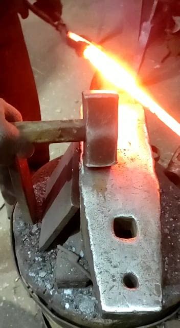 blade forging rblacksmith