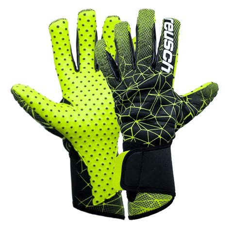 Reusch Goalkeeper Gloves | Keeperstop