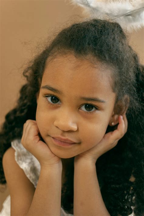 Cute Angel Photos, Download The BEST Free Cute Angel Stock Photos & HD ...