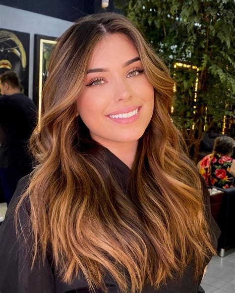 35 Golden Brown Hair Ideas To Inspire Your Next Dye Job