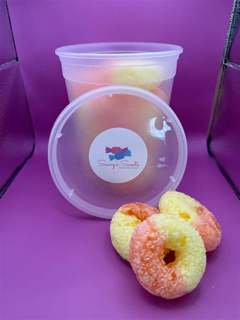 Peachy O – Freeze-Dried Peach Ring Gummies (3.5oz Bag) – Savvy's Sweets