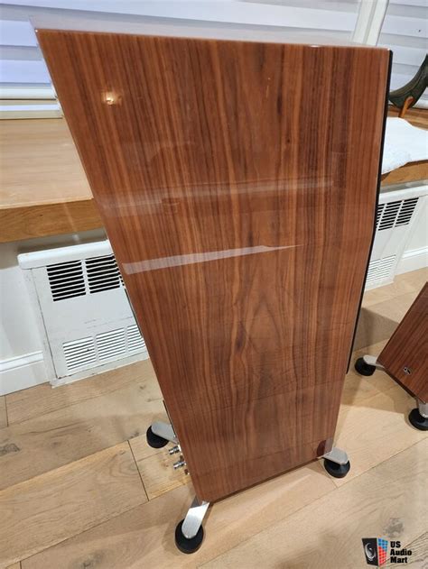 Qln Prestige 5 Piano Walnut Photo #4082709 - US Audio Mart