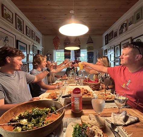 Using white pages find people services revealed a long-lost cousin 10