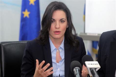 ΠΙΕΡΙΚΗ : ΣΟΚΑΡΕ το σκύψιμο της Κεφαλογιάννη στη θάλασσα! (ΦΩΤΟ)