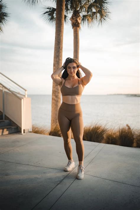Unleash Your Inner Athlete with Neutral Identity Leggings – Pivot
