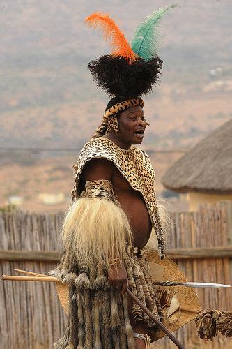 umkhosi womhlanga, Zulu reed dance in Enyokeni palace | Flickr | Zulu ...