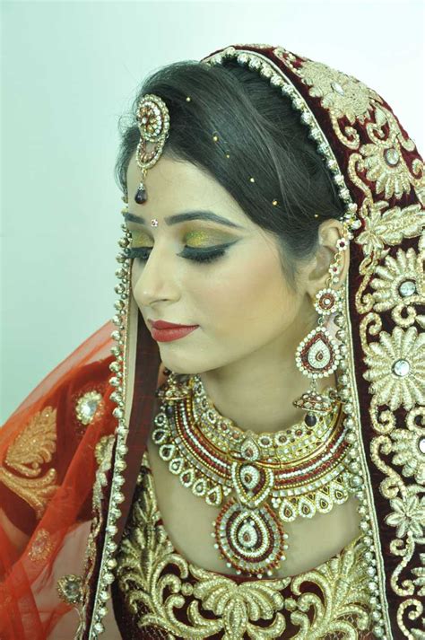 Silvi Model from New Delhi - India, Female Model Portfolio