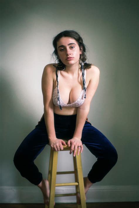 Rachel Sennott's Feet