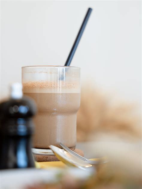 5 Refreshing Iced Coffee Recipes to Try This Summer – Auro Coffee