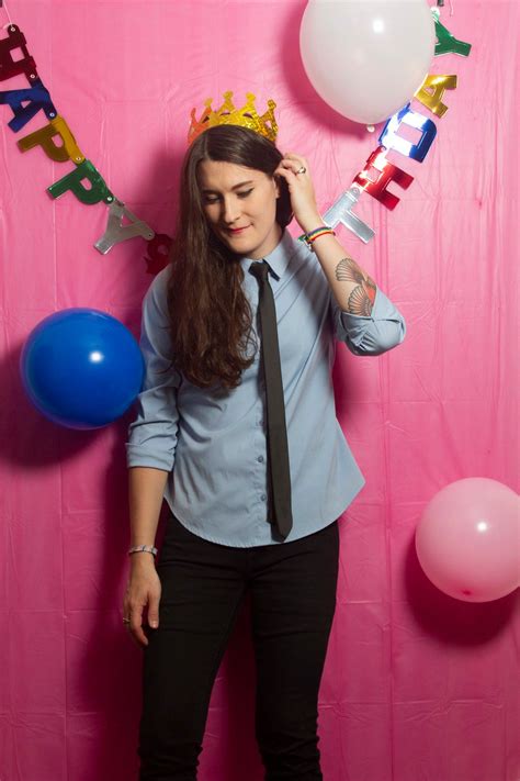 Unashamed of loving skinny ties and androgyny as a bisexual tgirl : r