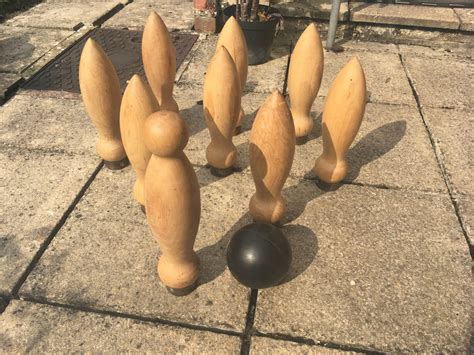 Vintage Skittles (Metal Base) - Fete and Party Games Hire