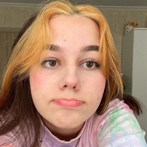 Полина Хлеб on Likee