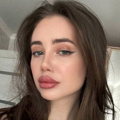 Слитые фото стримерш: интимные и горячие снимки