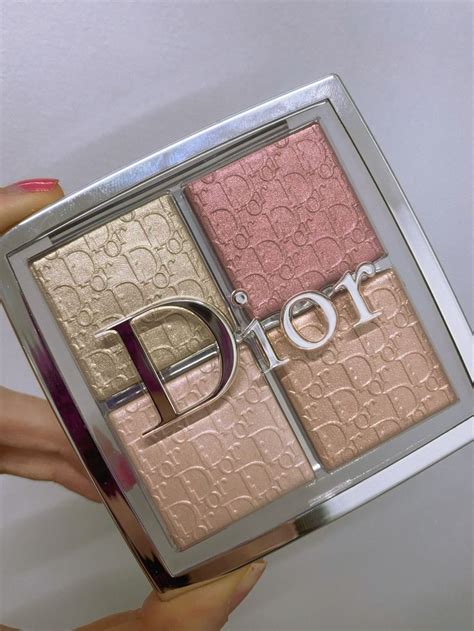 Rose gold 🎀 | Dior highlighter, Makeup essentials, Expensive makeup