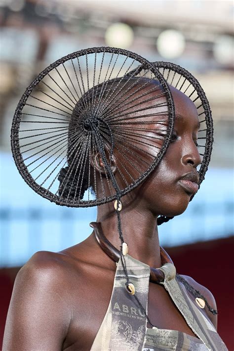 Labrum London Spring 2025 Fashion Show Details | The Impression