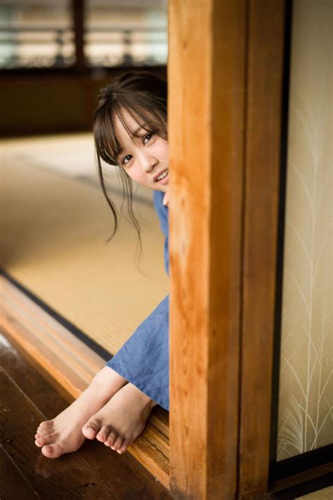 46PIC — Minami Hoshino - Ex Taishu | Beautiful japanese girl, Beautiful
