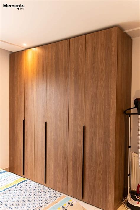 Wooden Wardrobe Design | Modern Cupboard Design