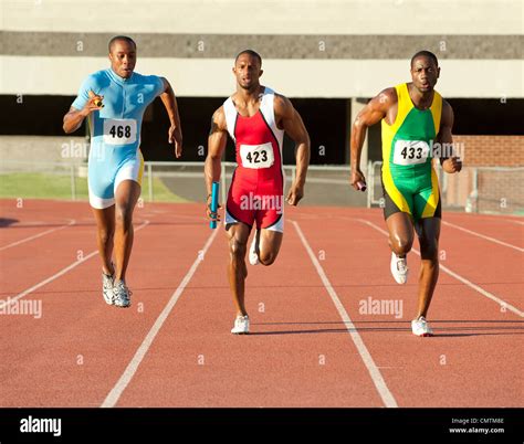 Relay race hi-res stock photography and images - Alamy