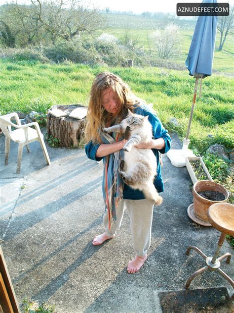 LOUISE ROBEY Feet - AZNudeFeet