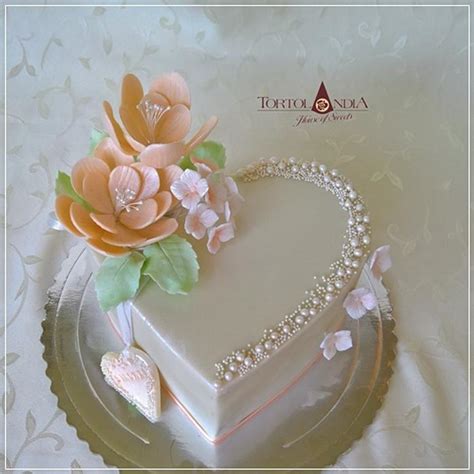 Romantic cake - Decorated Cake by Tortolandia - CakesDecor