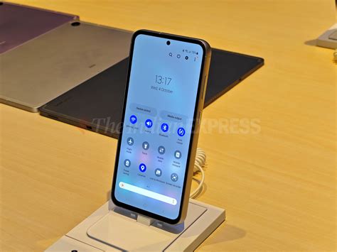 Samsung Galaxy S23 FE first impressions: A ‘lite’ Samsung flagship