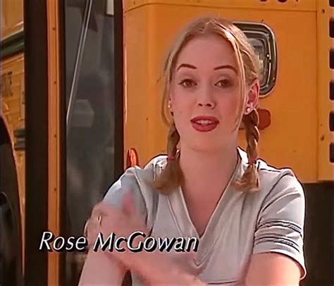 Rose McGowan - Scream (1996) in 2023 | Rose mcgowan scream, Rose mcgowan, Scream cast