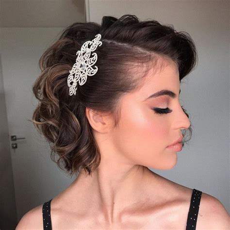 Madrinha Cabelo Curto