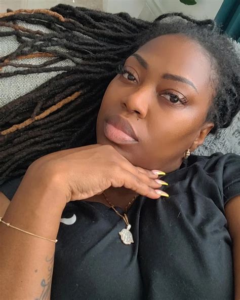 ebony henry atebonymhenry instagram