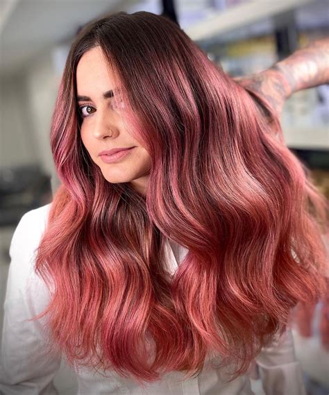 50 Eye-Catching Rose Gold Hair Color Ideas - Hair Adviser