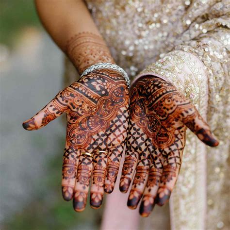 35 Stunning Wedding Henna Designs to Inspire Your Own
