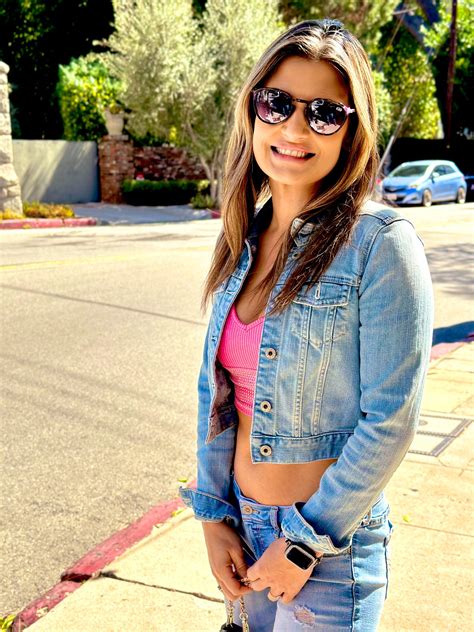 TW Pornstars - 3 pic. Krystal Sparks. Twitter. Hanging in #Hollywood