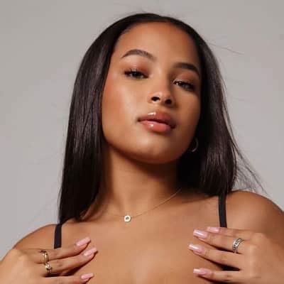 Amara Wayans - Bio, Age, Height, Net Worth, Facts, Nationality