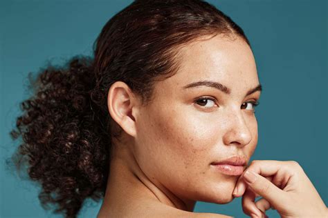 What Are Sebum Plugs—and How Do You Get Rid of Them?