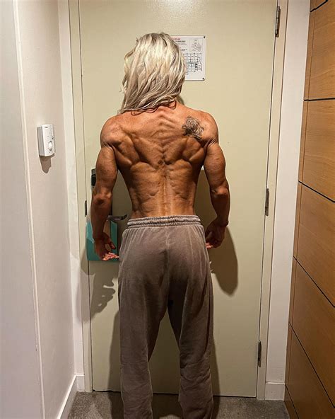 Katie Flo (katieann_flo)