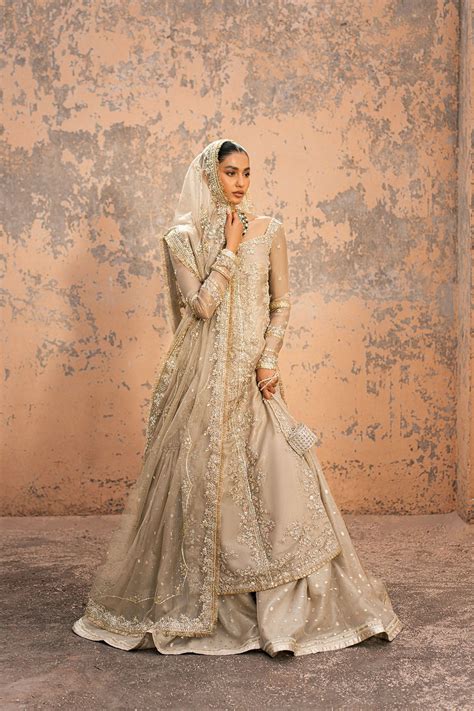bridal dresses pakistan 1
