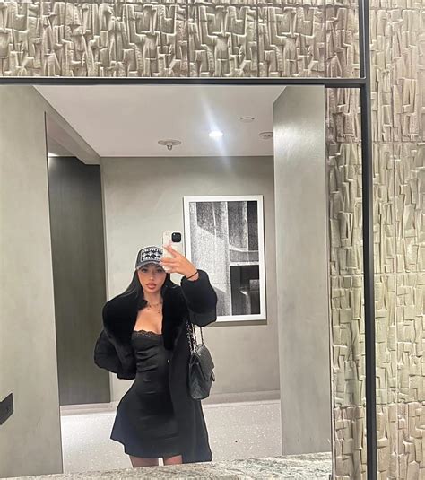 Sydney Razeghi (@sydneyrazeghi) • Instagram photos and videos