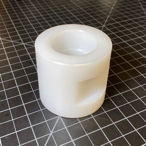 Vise-friendly Hub Support Tool – Pinner Machine Shop