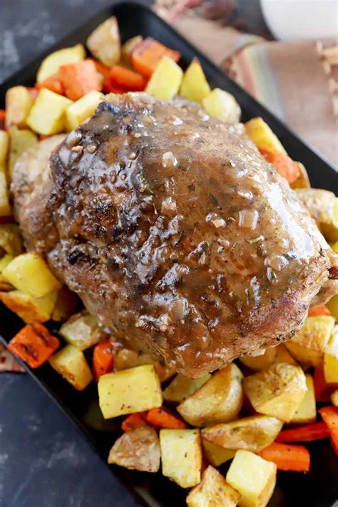 how long to pressure cook pork
